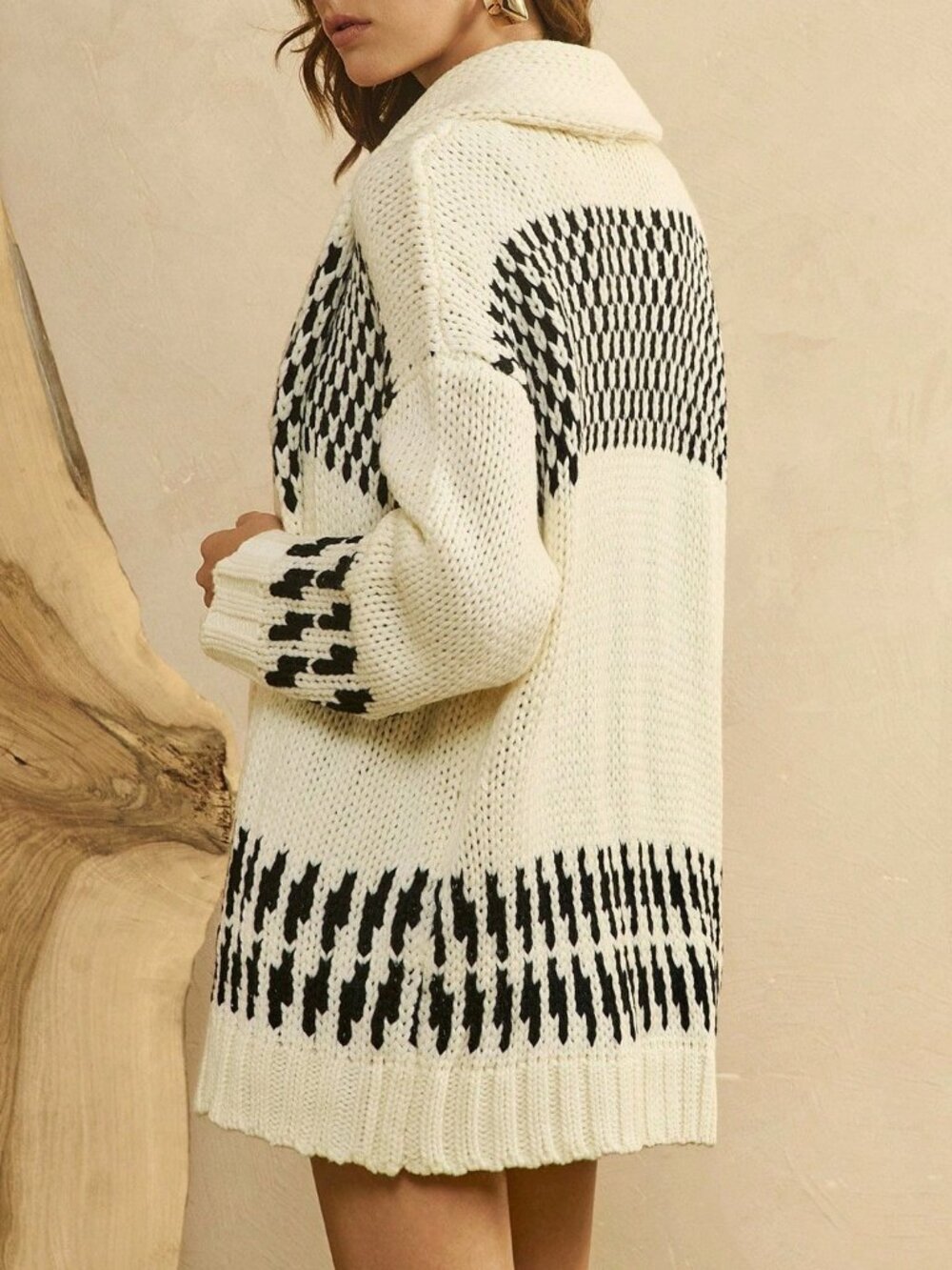 Beige Casual Women's Colorblock Long Sleeves Chunky Knit Cardigan - Picture 6 of 7